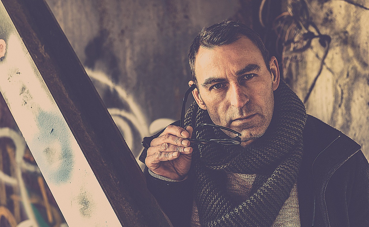 Proč si i ti nejlepší myslí, že jsou podvodníci, a jak v práci konečně uvěřit ve své schopnosti?